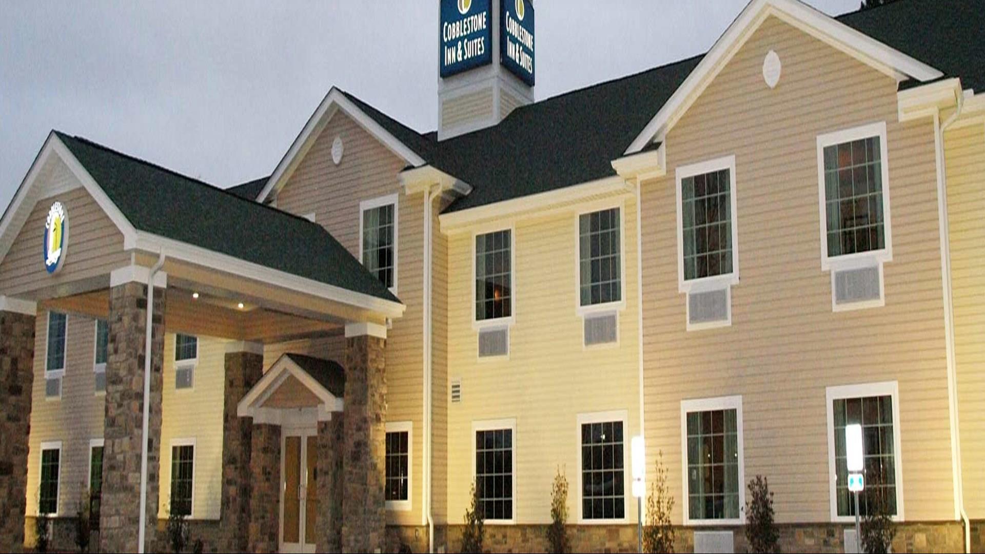 Cobblestone Inn & Suites - Vinton in Lake Charles, LA