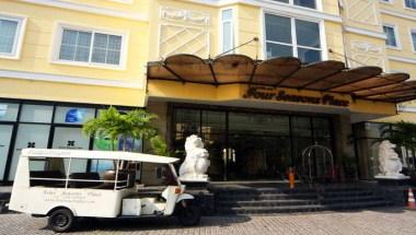 Four Seasons Place in Pattaya, TH