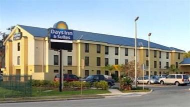 Days Inn & Suites by Wyndham Lakeland in Lakeland, FL