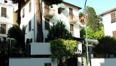 Coccodrillo Hotel and Residence in Varazze, IT