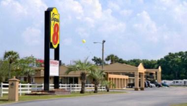 Super 8 by Wyndham Ocala I-75 in Ocala, FL