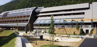 Alpine Wellness Resort Spik in Gozd Martuljek, SI