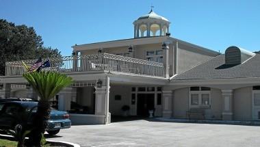 Carmel Inn and Suites in Thibodaux, LA