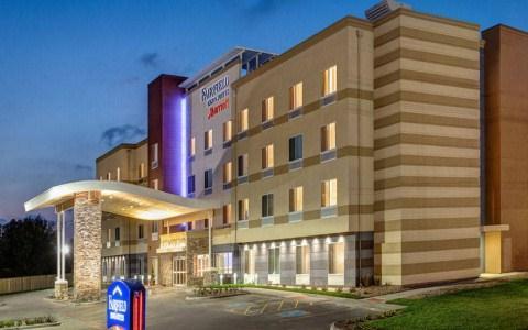 Fairfield Inn & Suites Belle Vernon in Belle Vernon, PA