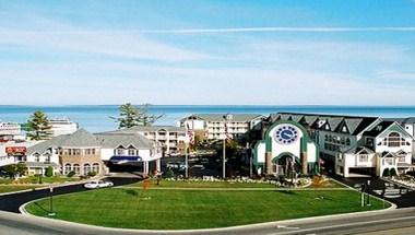 Clarion Hotel Beachfront in Mackinaw City, MI