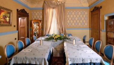 Hotel Villa Beccaris in Monforte d'Alba, IT