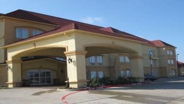 La Quinta Inn & Suites by Wyndham Glen Rose in Glen Rose, TX