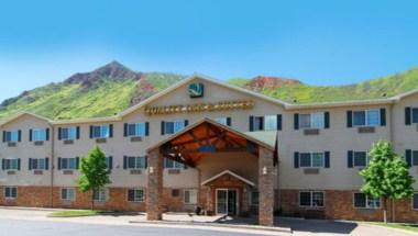 Quality Inn and Suites On The River in Glenwood Springs, CO