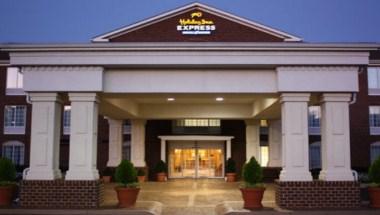 Holiday Inn Express Hotel & Suites Warrenton in Warrenton, VA