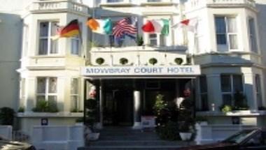 Mowbray Court Hotel in London, GB1