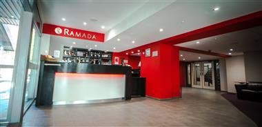 Ramada by Wyndham South Mimms M25 in Potters Bar, GB1