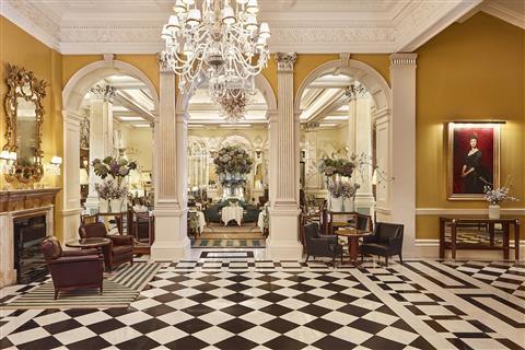 Claridge's Hotel in London, GB1