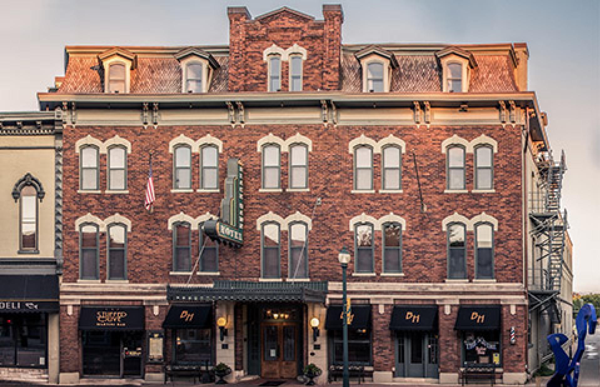 The Black Hawk Hotel in Cedar Falls, IA