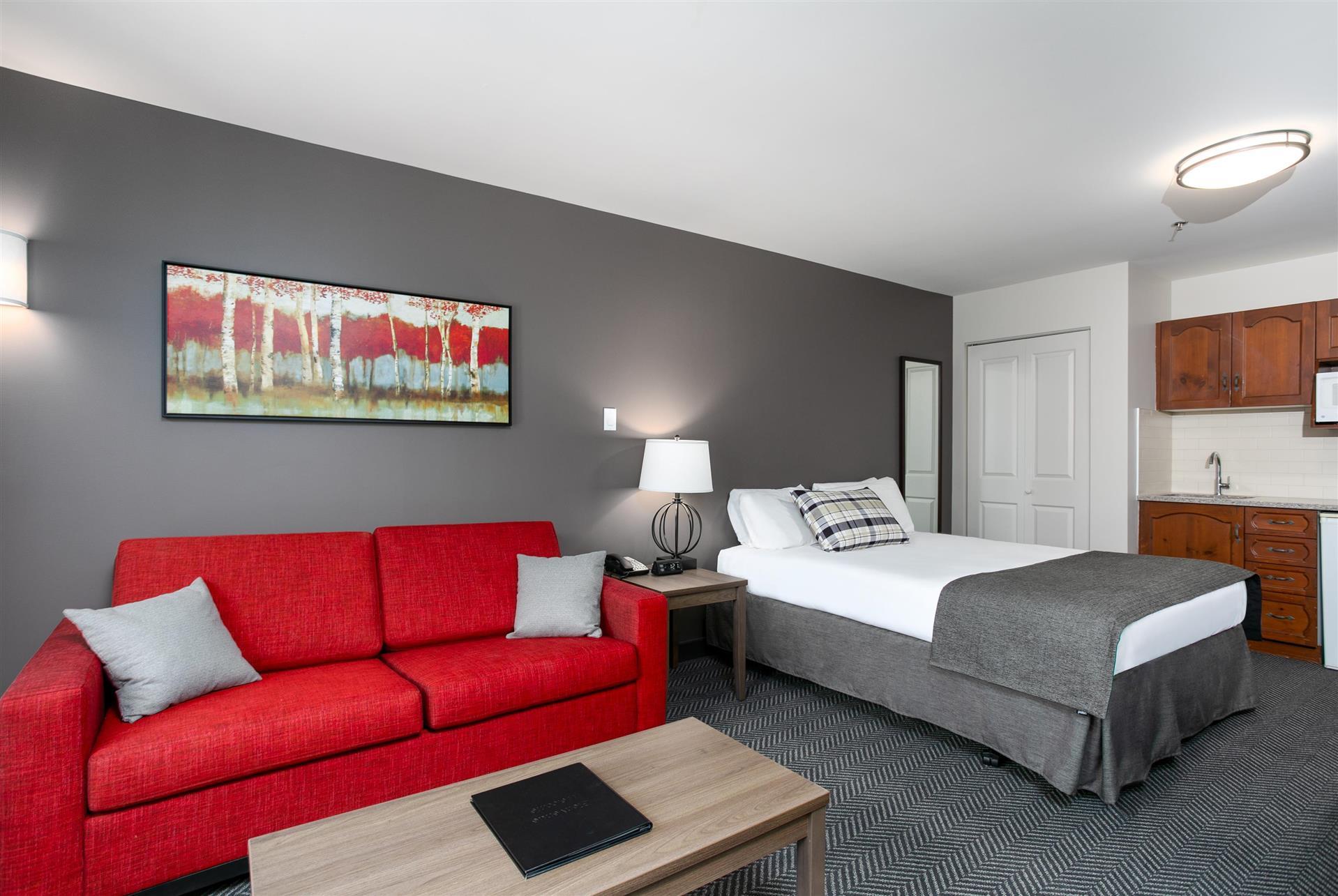 Tour Des Voyageurs - Les Suites Tremblant in Mont-Tremblant, CA