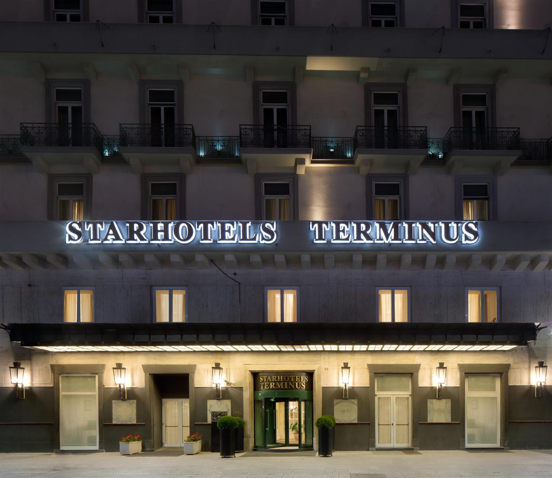 Starhotels Terminus in Naples, IT