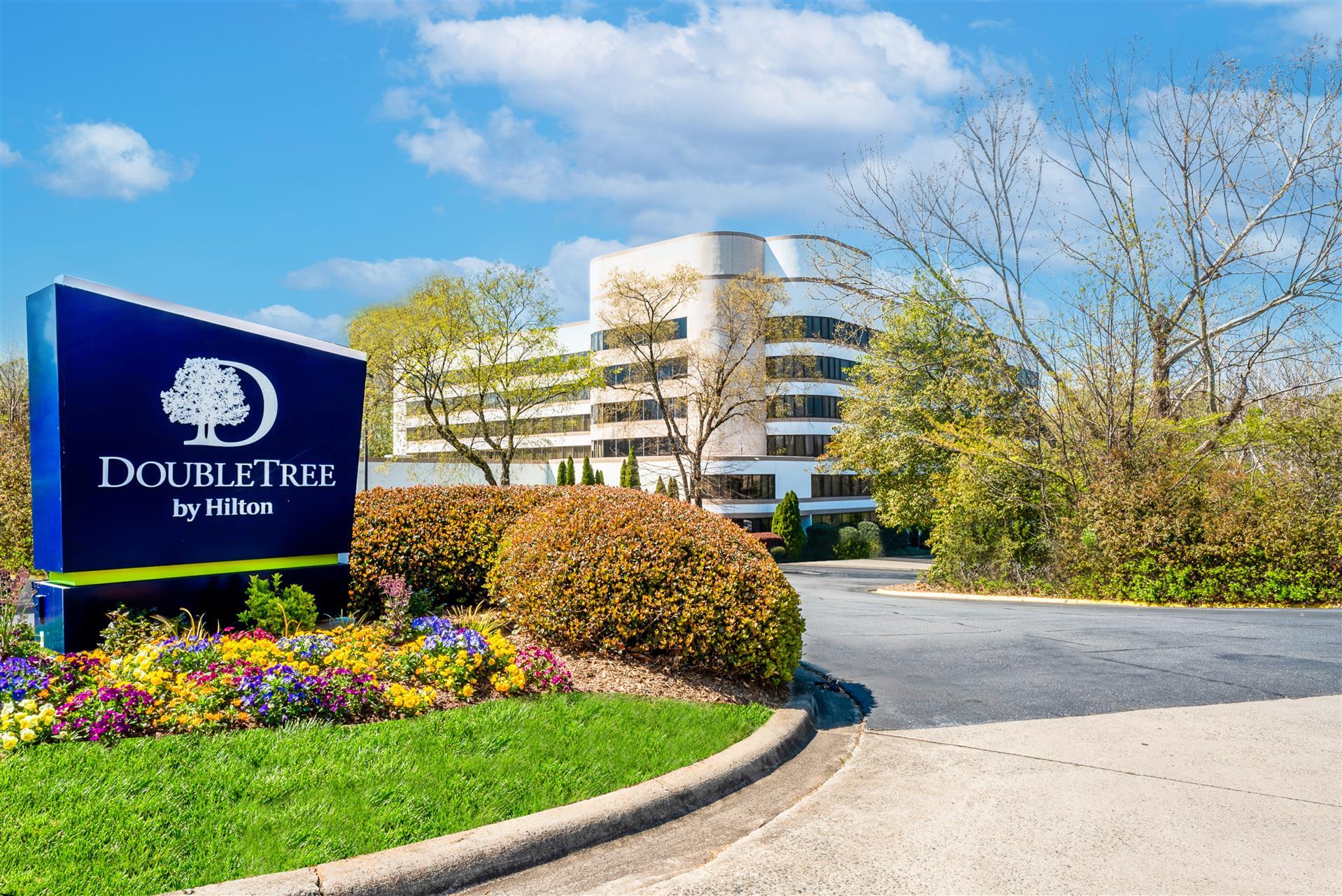 DoubleTree by Hilton South Charlotte Tyvola in Charlotte, NC