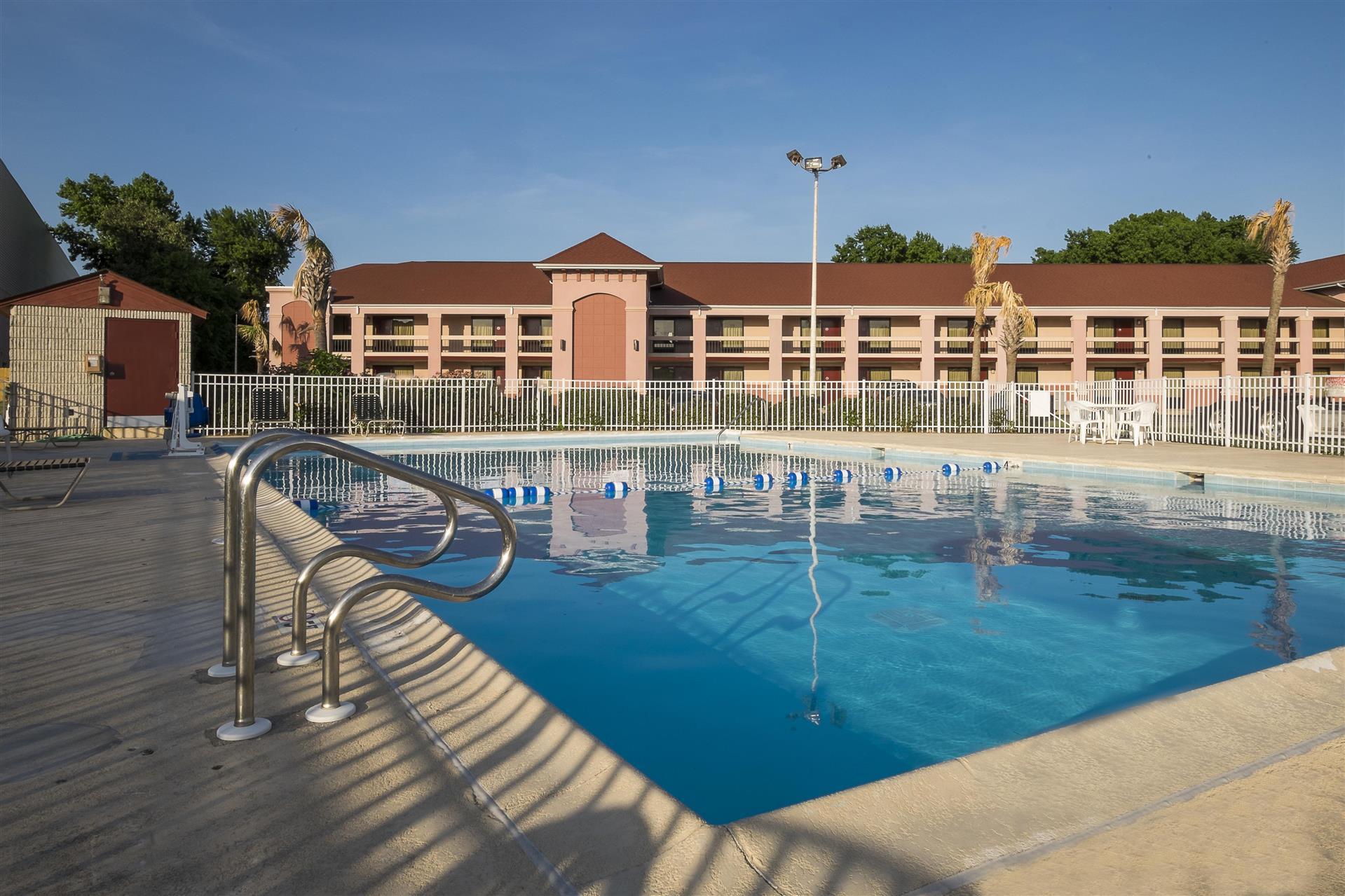 Red Roof Inn Virginia Beach - Norfolk Airport in Virginia Beach, VA