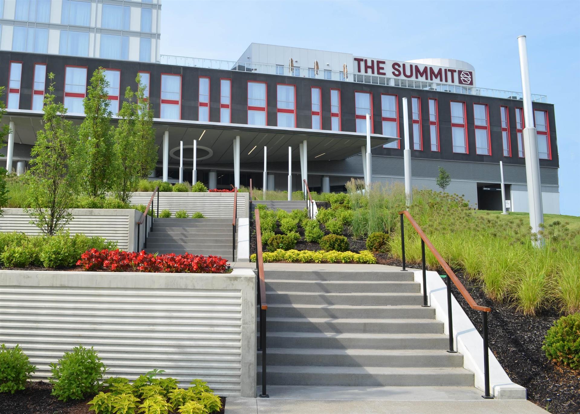 The Summit Hotel in Cincinnati, OH