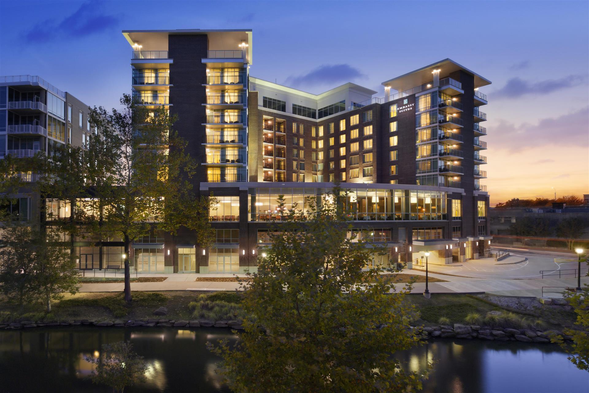 Embassy Suites by Hilton Greenville Downtown Riverplace in Greenville, SC