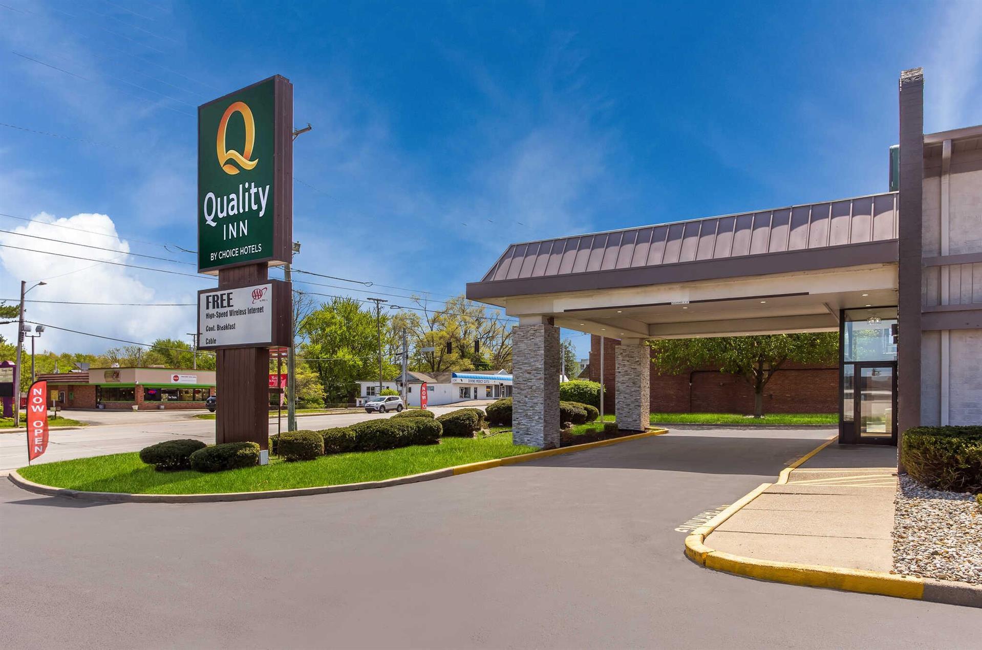 Quality Inn South Bend near Notre Dame in Roseland, IN