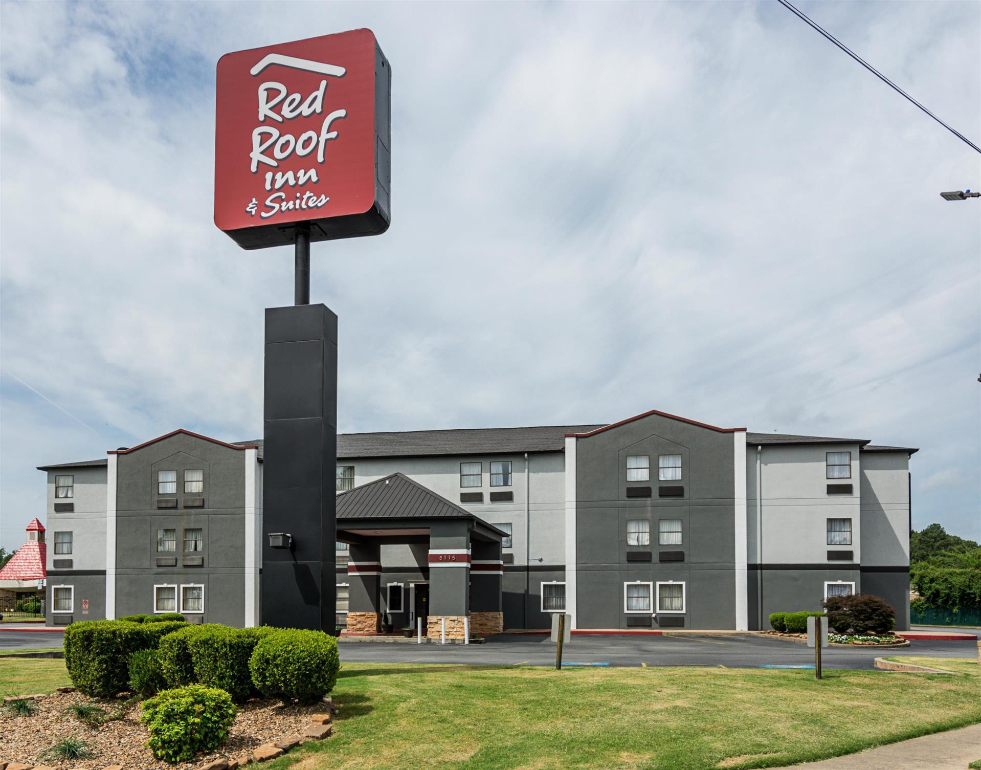 Red Roof Inn & Suites Little Rock in Little Rock, AR