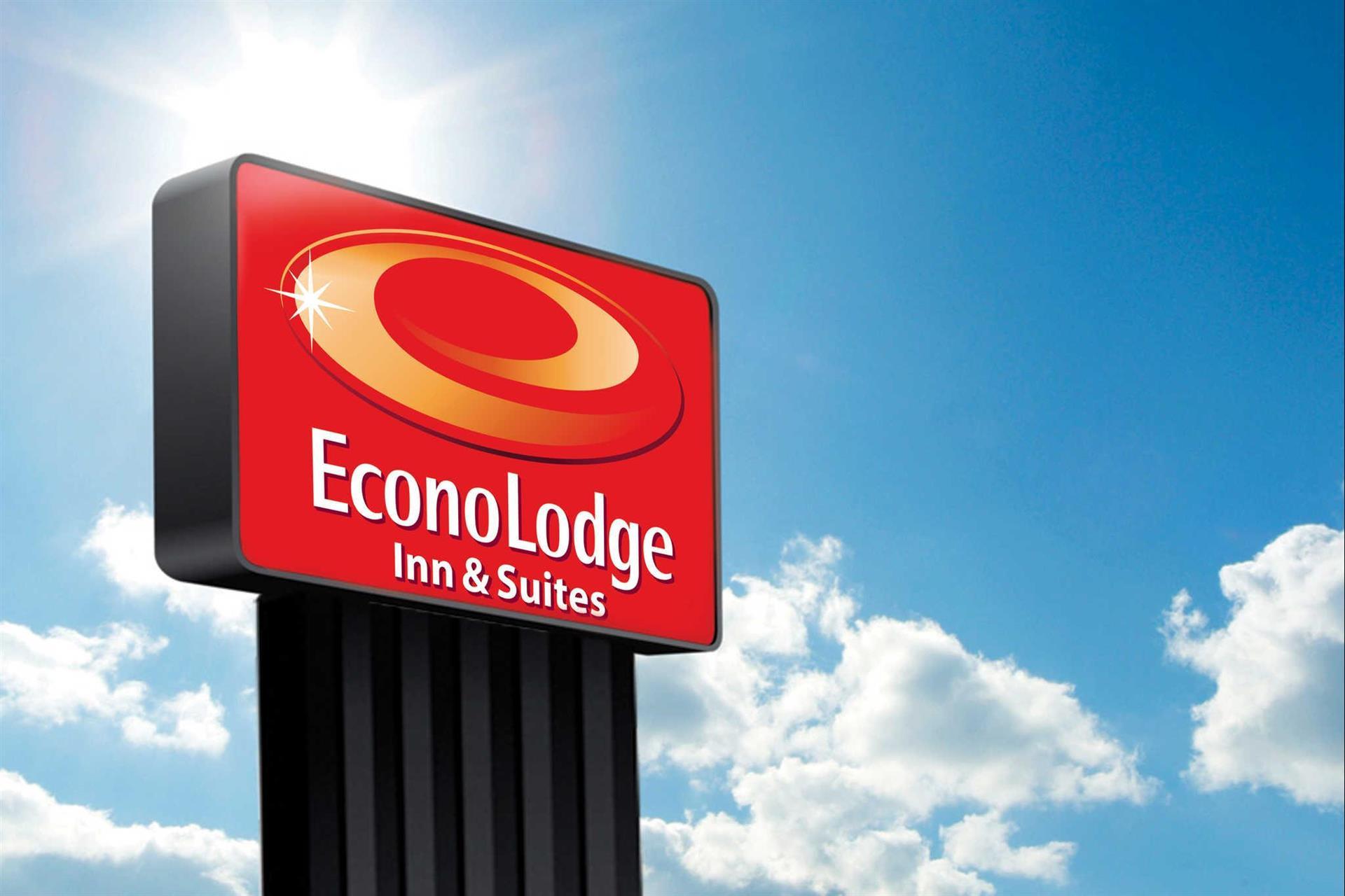 Econo Lodge Inn and Suites Florida City in Florida City, FL