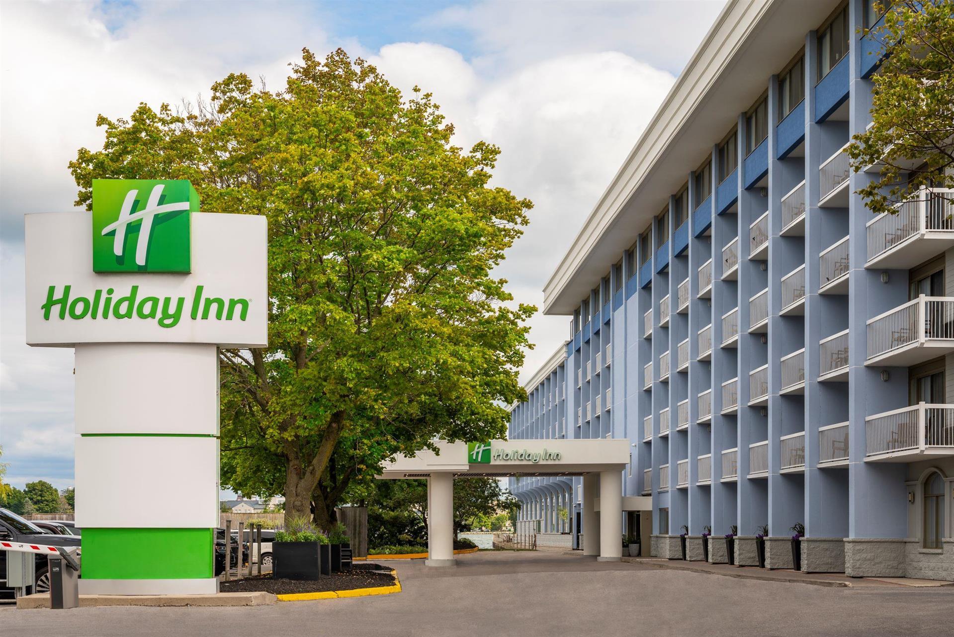 Holiday Inn Kingston-Waterfront in Kingston, ON