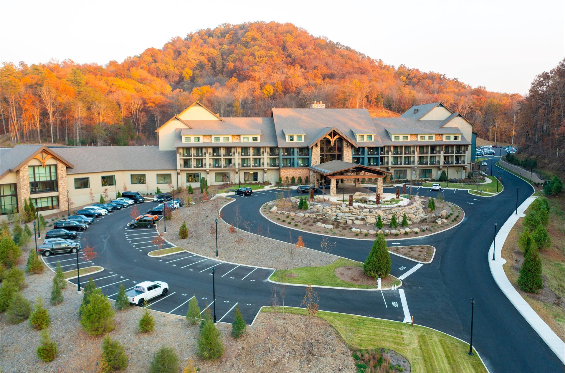 Dollywood's HeartSong Lodge & Resort in Pigeon Forge, TN