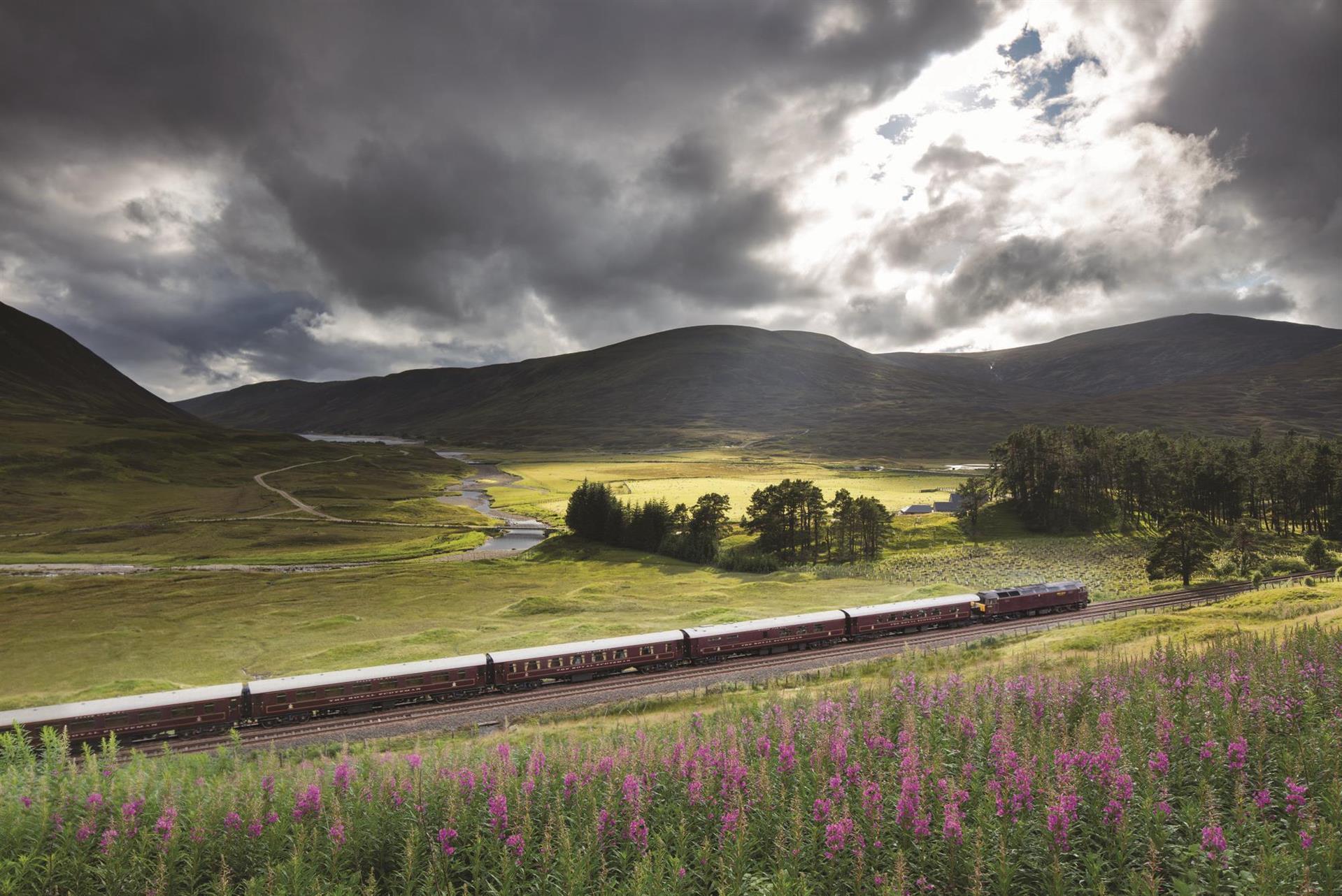 Royal Scotsman, A Belmond Train in Edinburgh, GB2