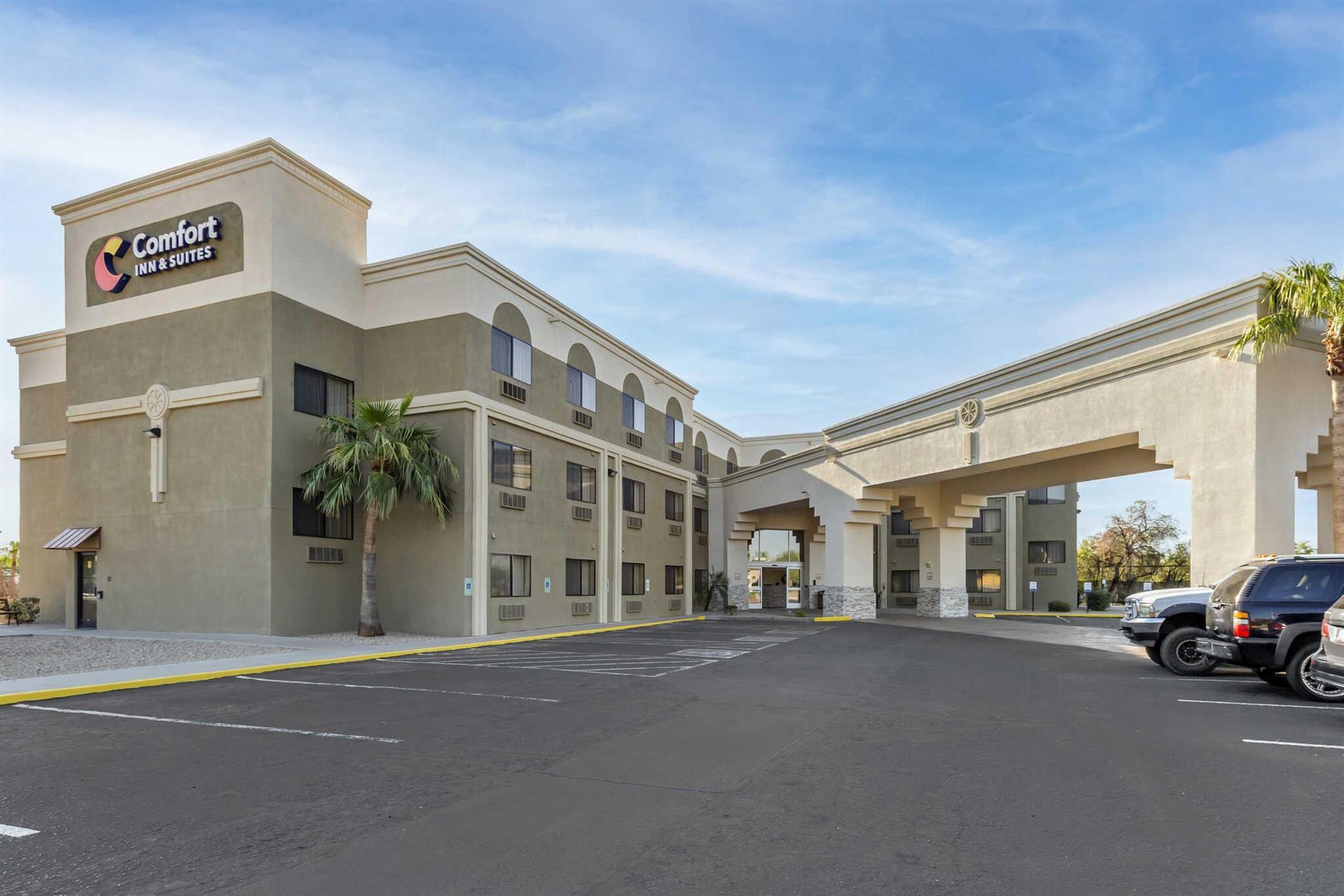 Comfort Inn & Suites Surprise Near Sun City West in Surprise, AZ