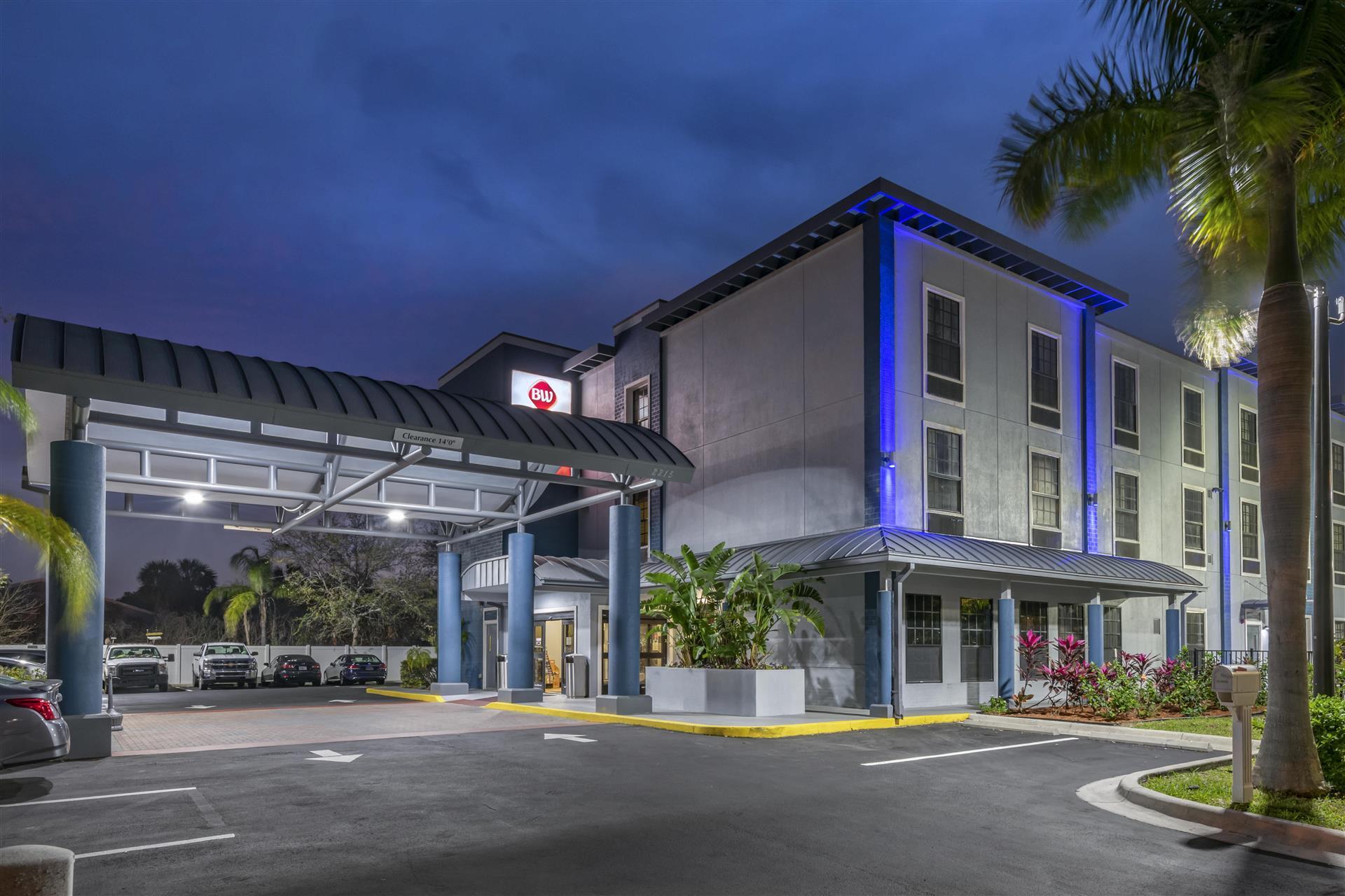 Best Western Plus Bradenton Gateway Hotel in Bradenton, FL