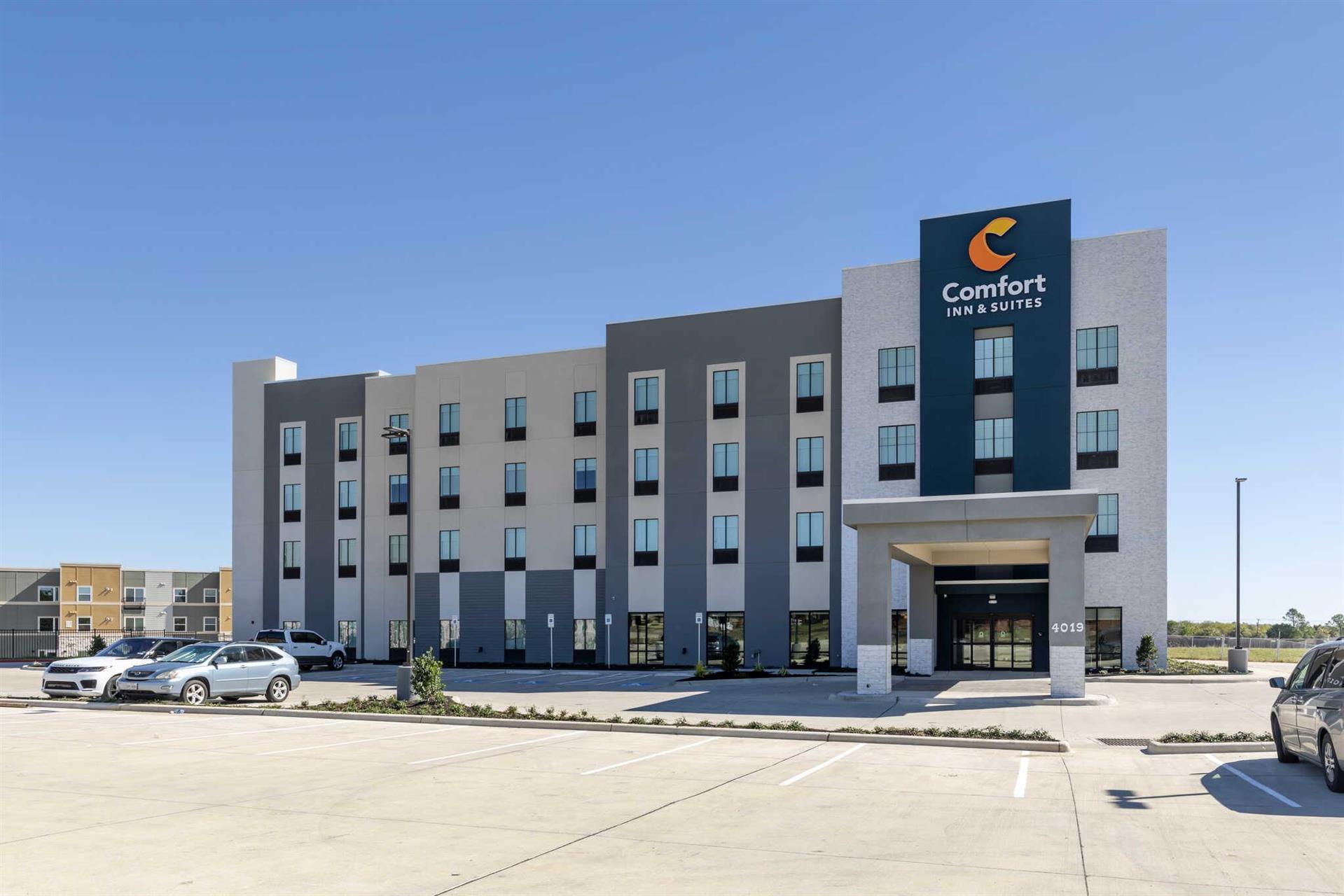 Comfort Inn and Suites Balch Springs in Balch Springs, TX