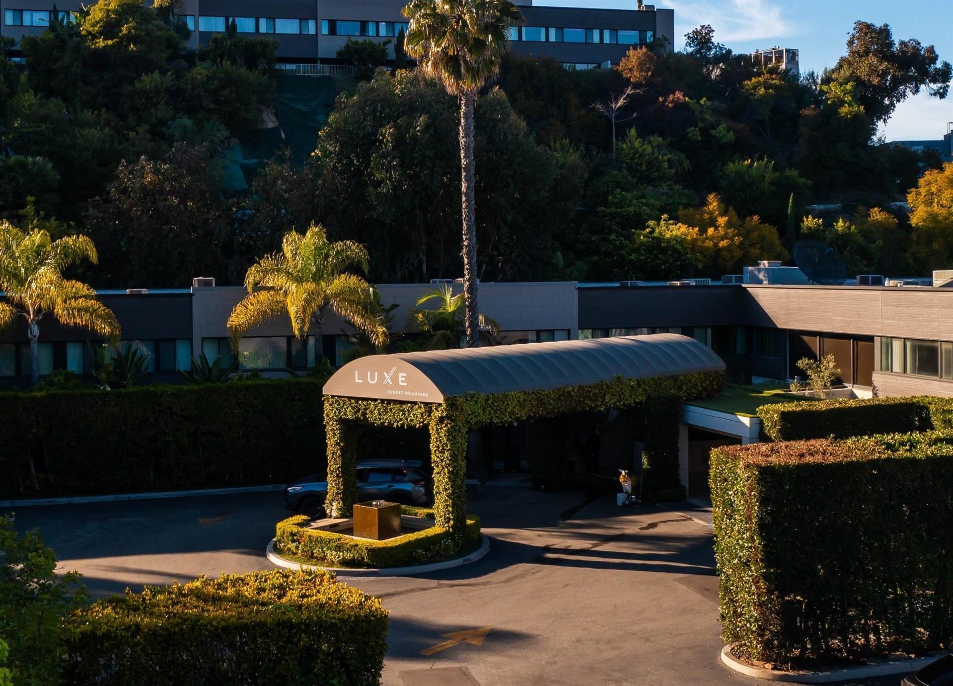 Luxe Sunset Boulevard Hotel in Los Angeles, CA