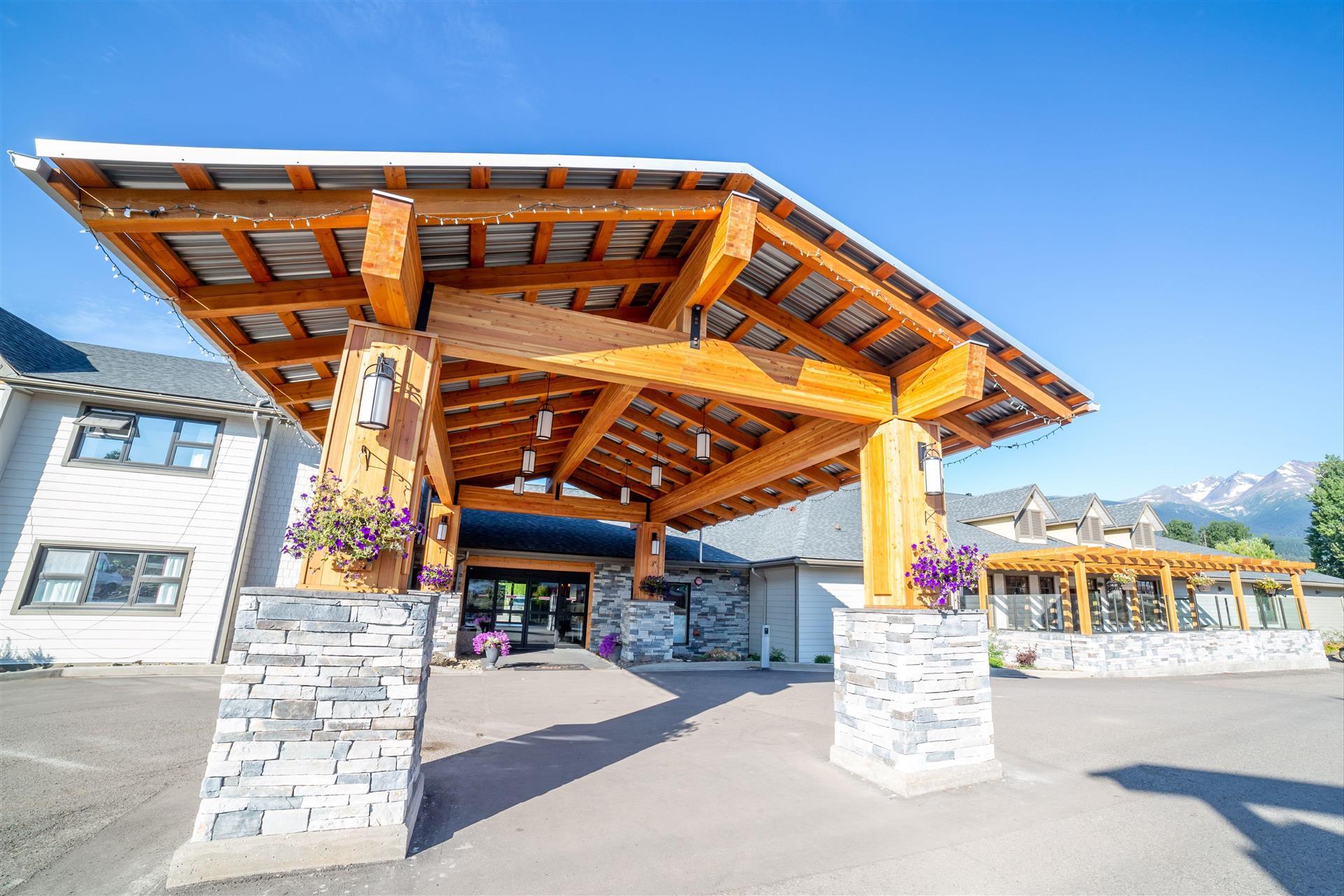 Prestige Hudson Bay Lodge, WorldHotels Crafted in Smithers, BC