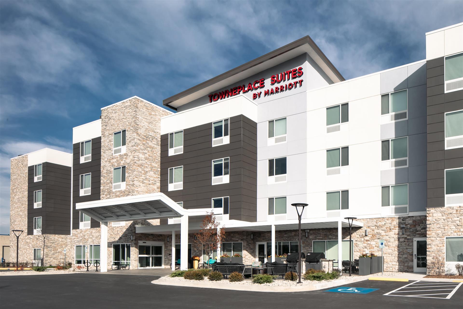 TownePlace Suites Oconomowoc in Oconomowoc, WI