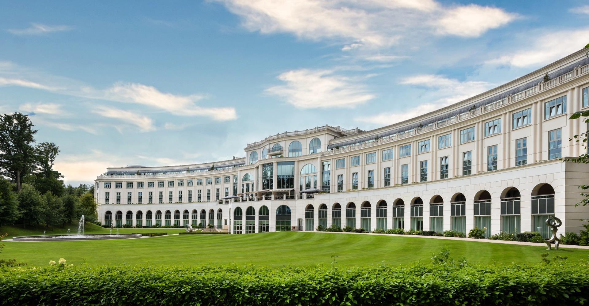 Powerscourt Hotel, Autograph Collection in Enniskerry, IE