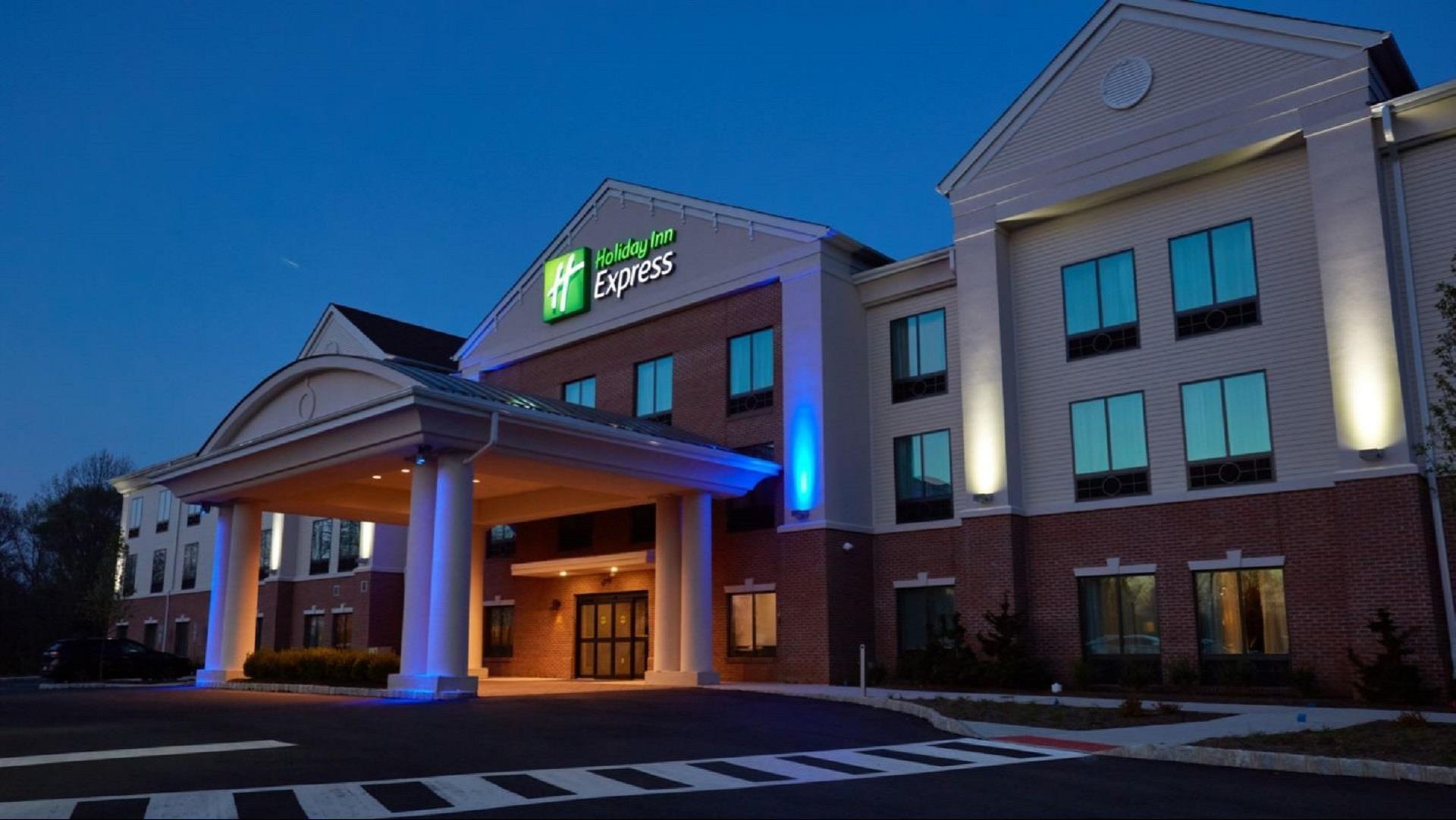 Holiday Inn Express Bordentown - Trenton South in Bordentown, NJ