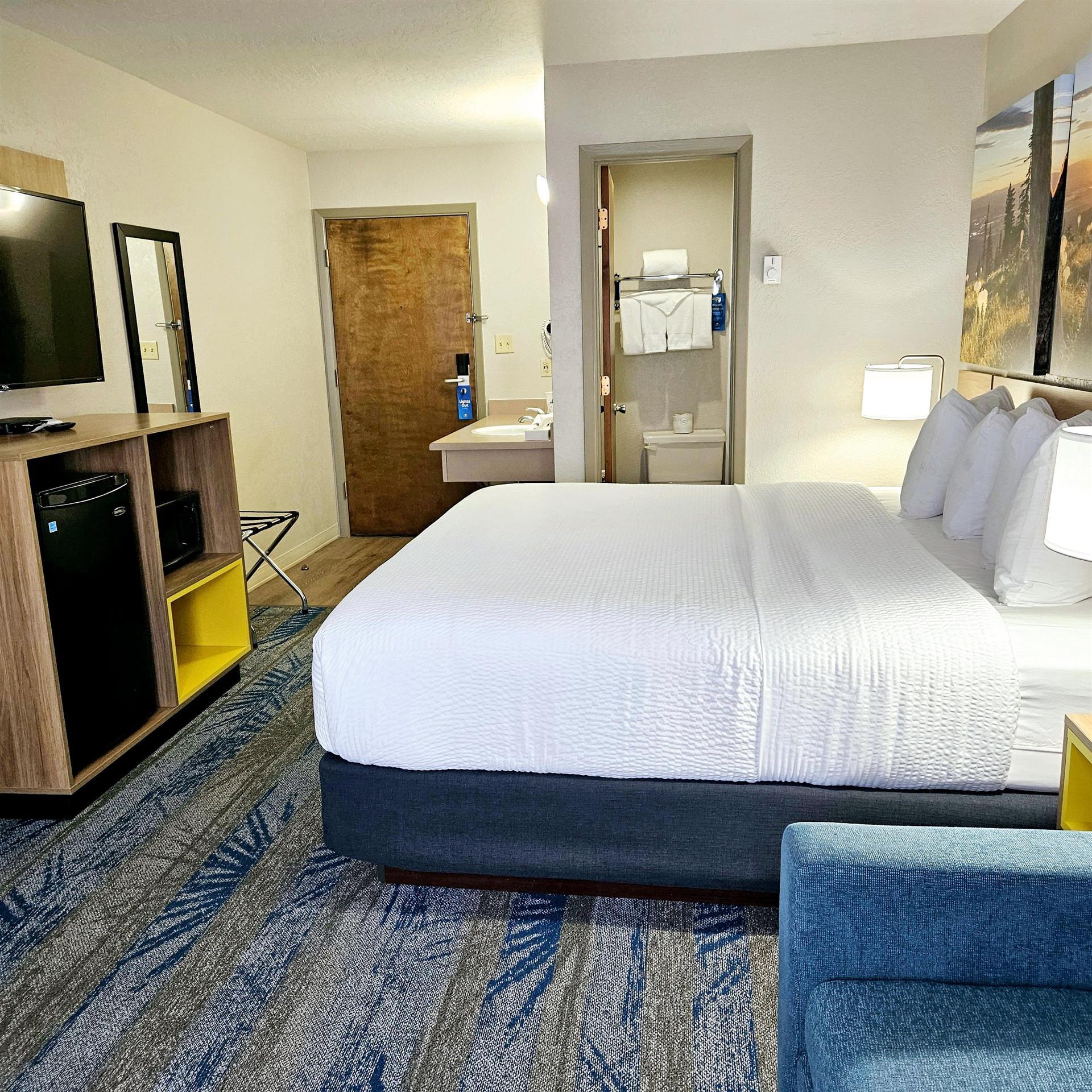 Days Inn and Suites by Wyndham Downtown Missoula-University in Missoula, MT