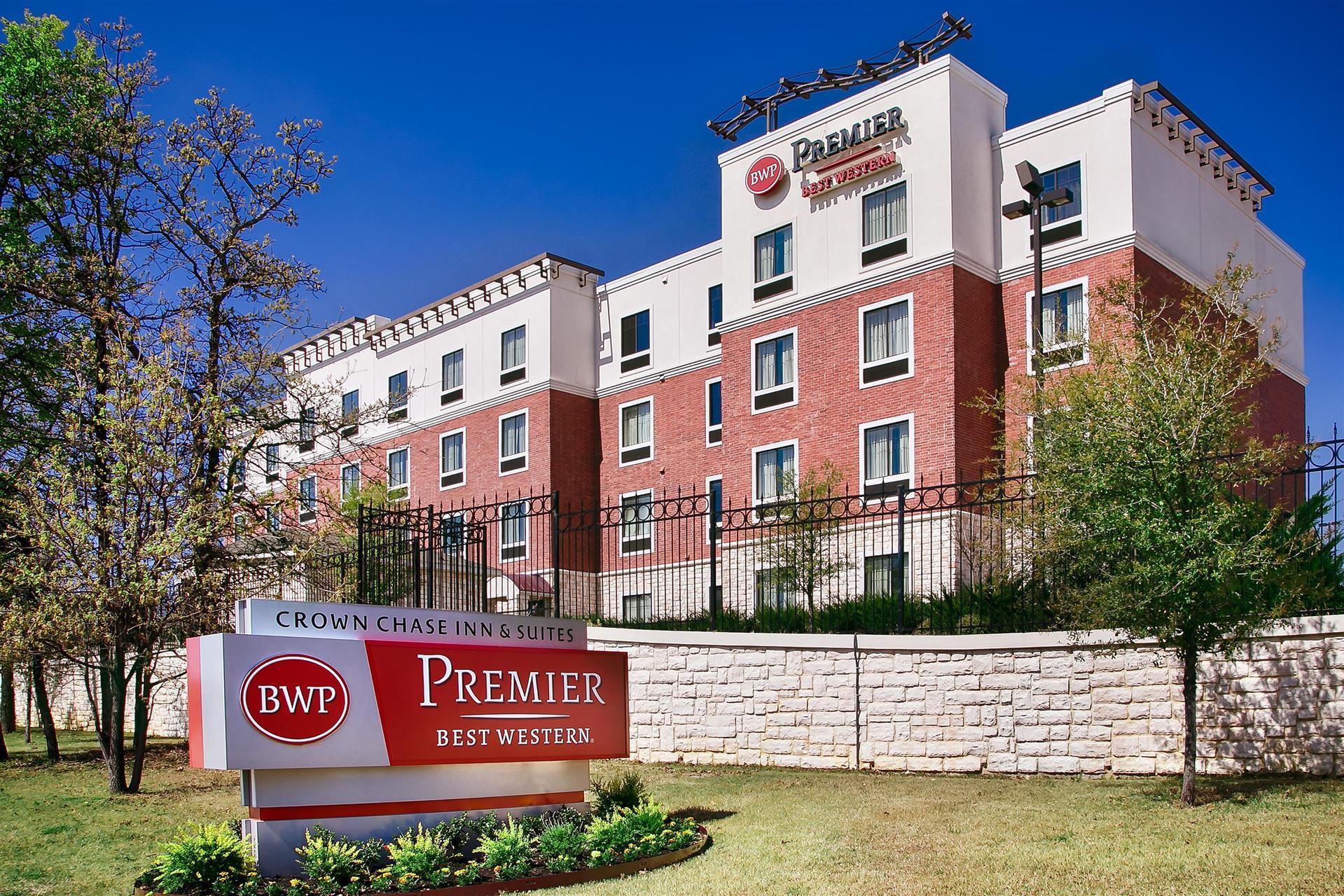 Best Western Premier Crown Chase Inn & Suites in Denton, TX