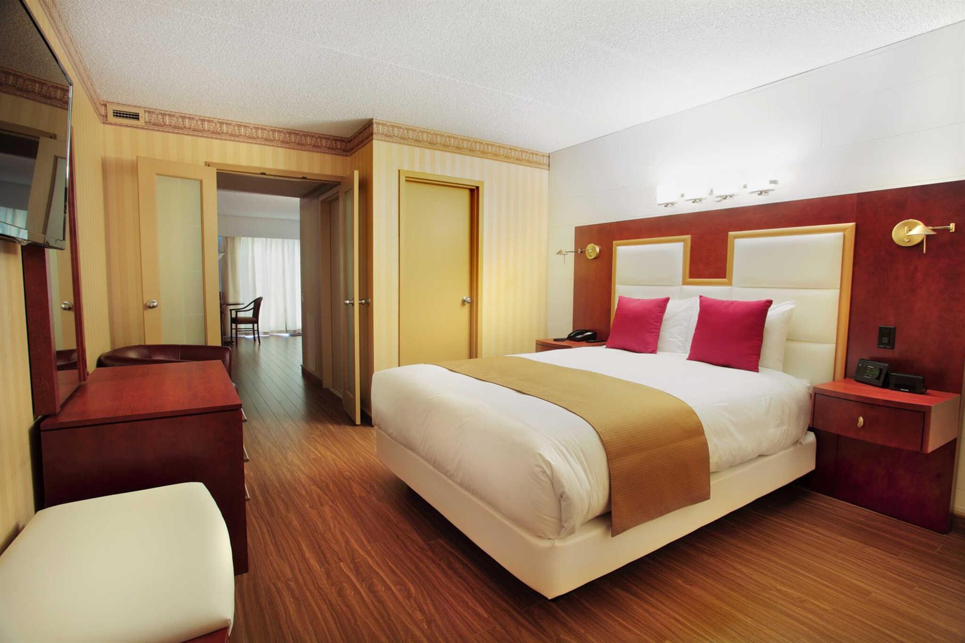 Les Suites De Laviolette Ascend Hotel Collection in Trois Rivieres, QC