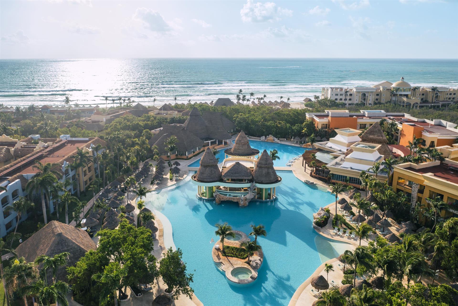 Iberostar Selection Paraiso Maya Suites in Playa del Carmen, MX