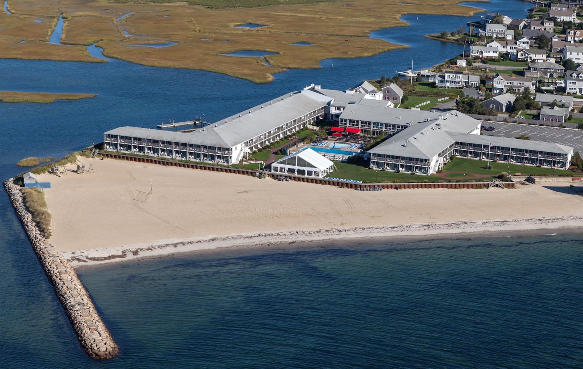 Red Jacket Beach Resort - Newly Renovated 2024! in Yarmouth, MA