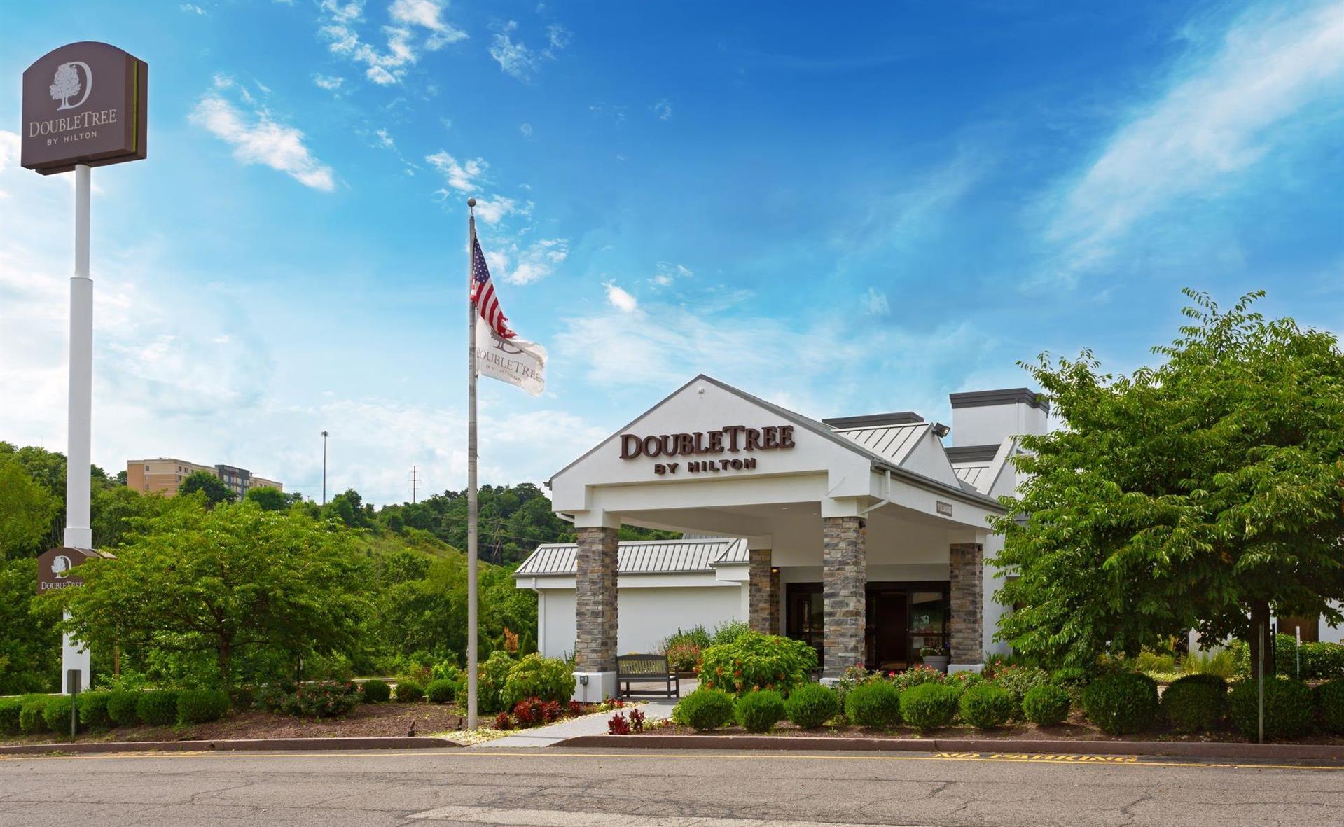 DoubleTree by Hilton Washington Meadow Lands Casino Area in Washington, PA