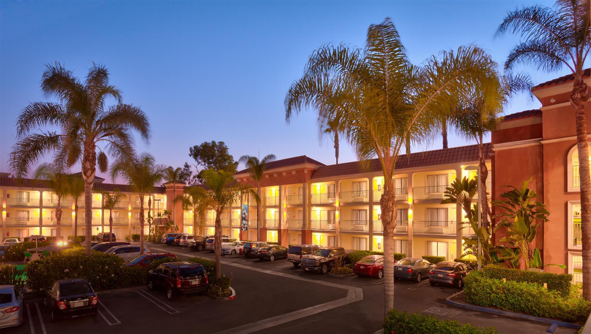 Cortona Inn & Suites Anaheim Resort in Anaheim, CA