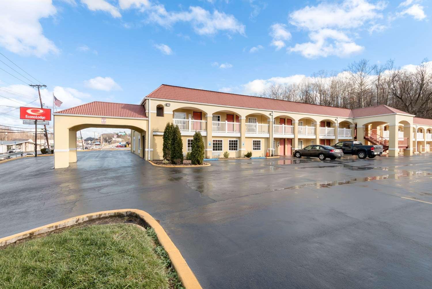 Econo Lodge Huntington in Huntington, WV