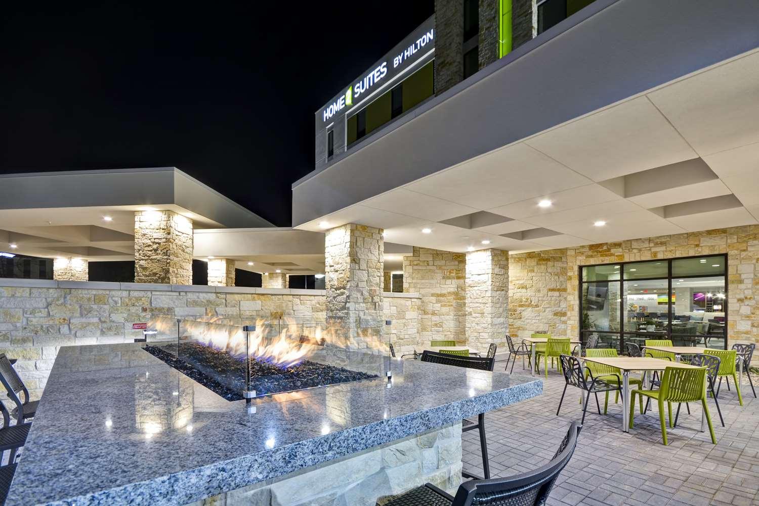Home2 Suites by Hilton Plano Richardson in Plano, TX