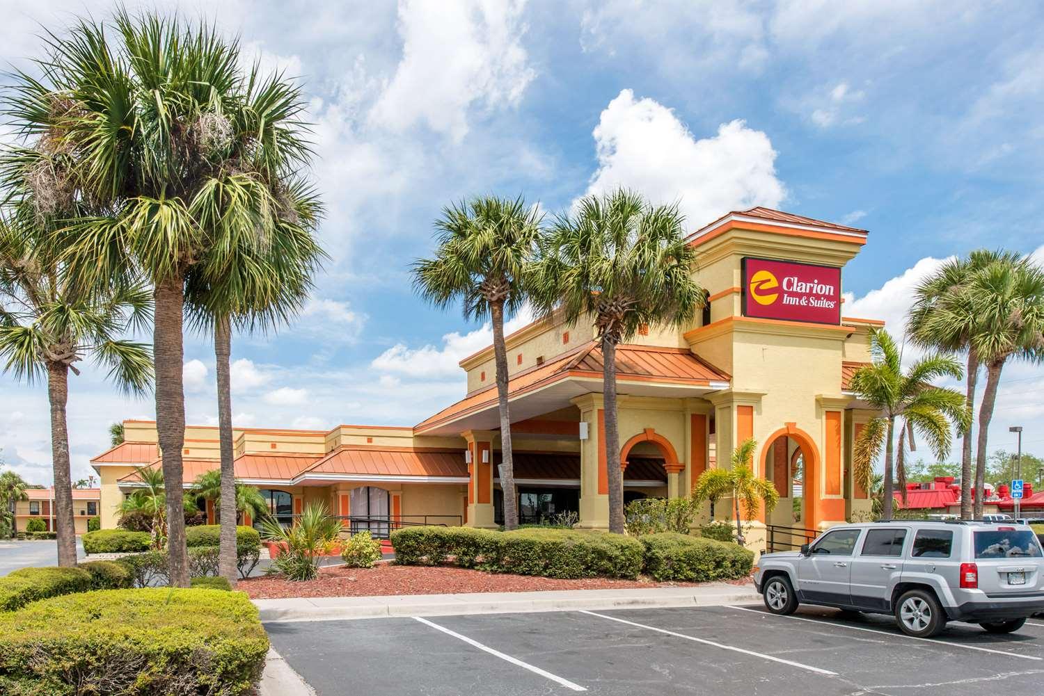 Clarion Inn and Suites in Kissimmee, FL