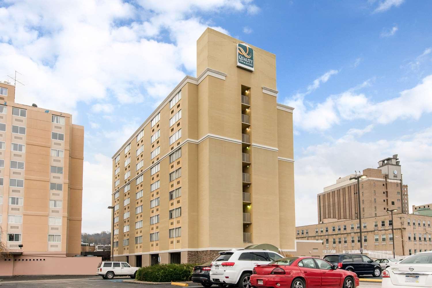 Quality Inn and Suites in Charleston, WV