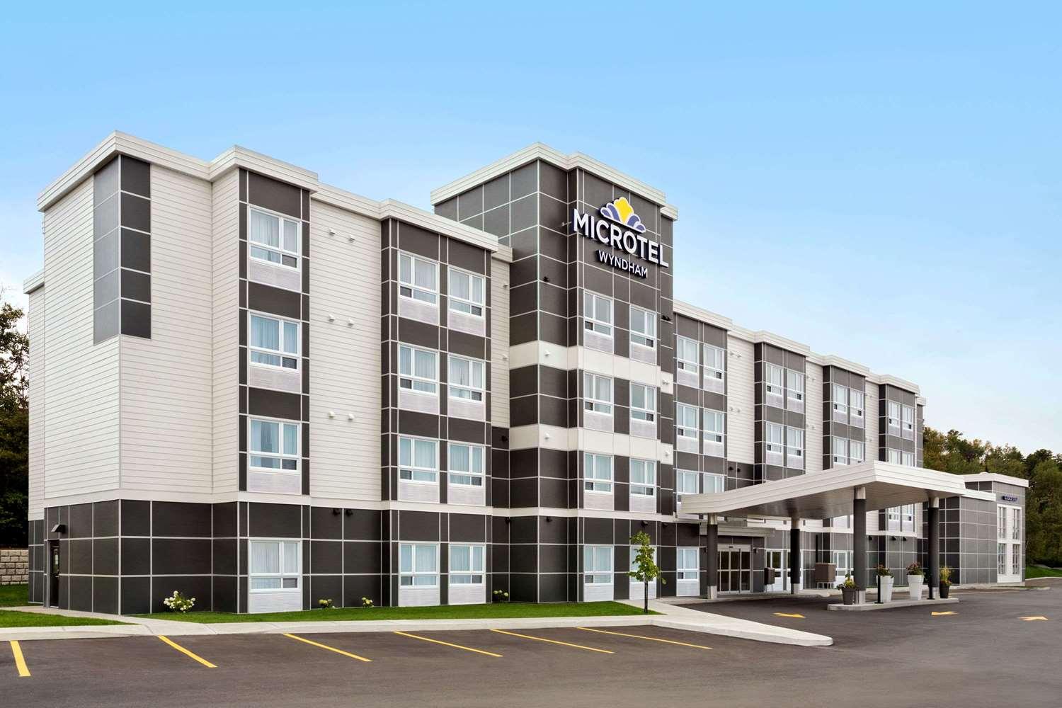 Microtel Inn & Suites by Wyndham Val-d Or in Val-d'Or, QC