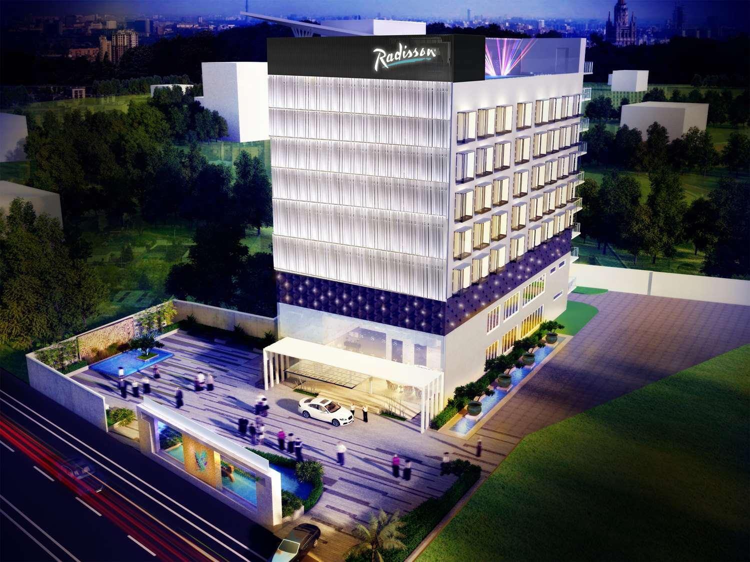 Radisson Lucknow City Center in Lucknow, IN